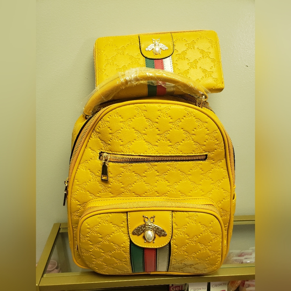 New medium backpack